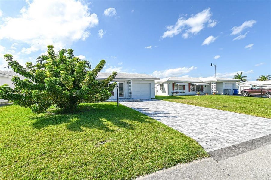 Property photo for 2741 W Golf Boulevard, Pompano Beach, FL