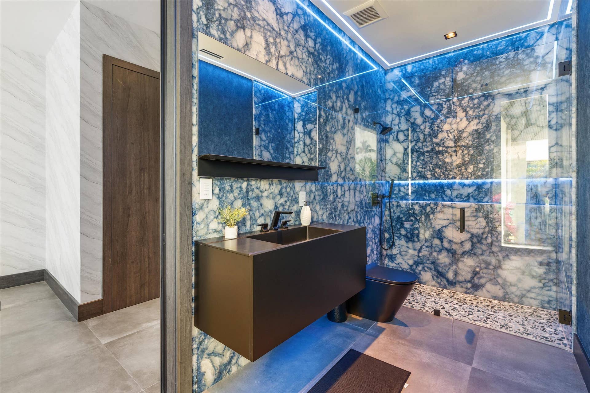 21-1528 SE 11th Street Ft. Lauderdale, F
