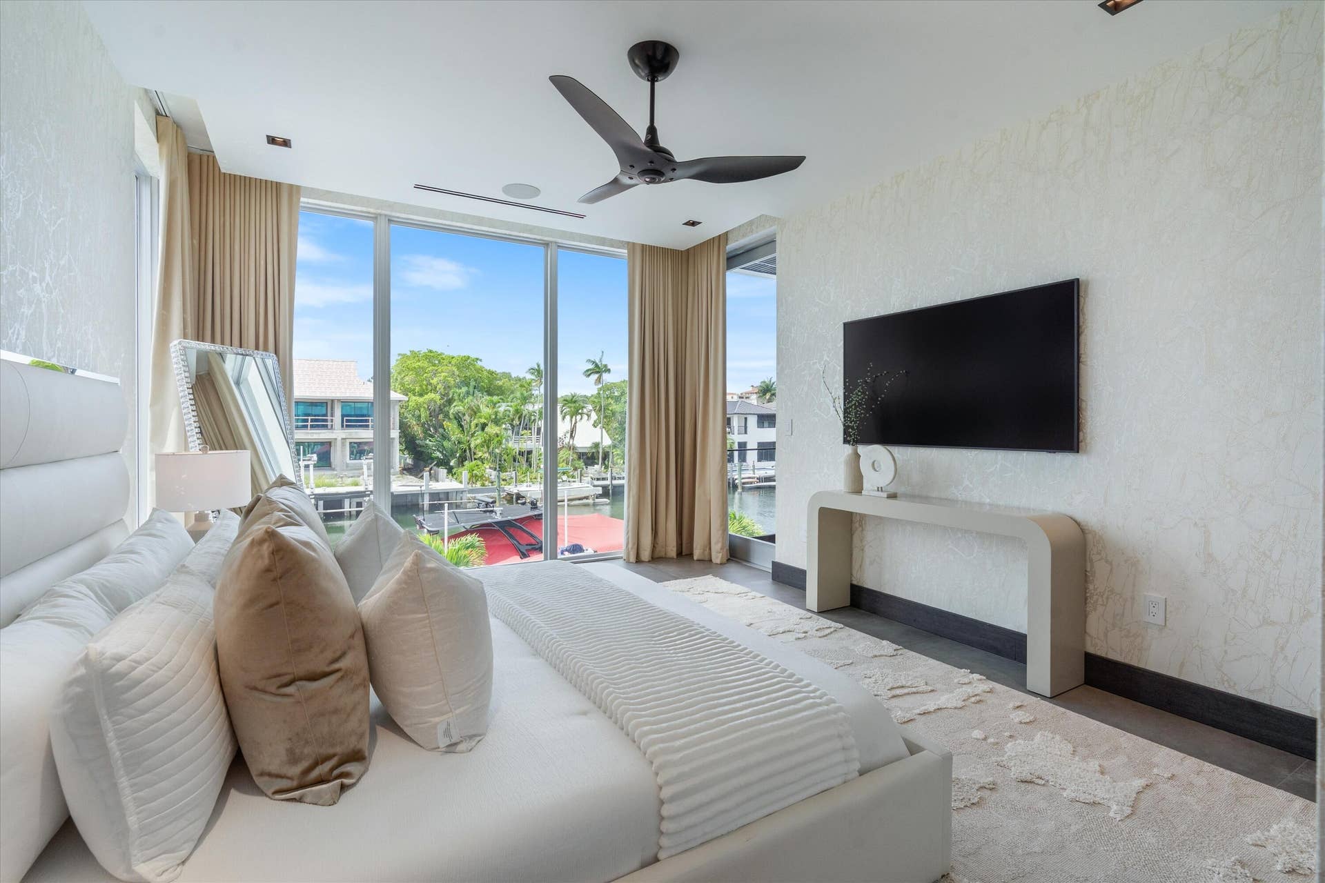 26-1528 SE 11th Street Ft. Lauderdale, F