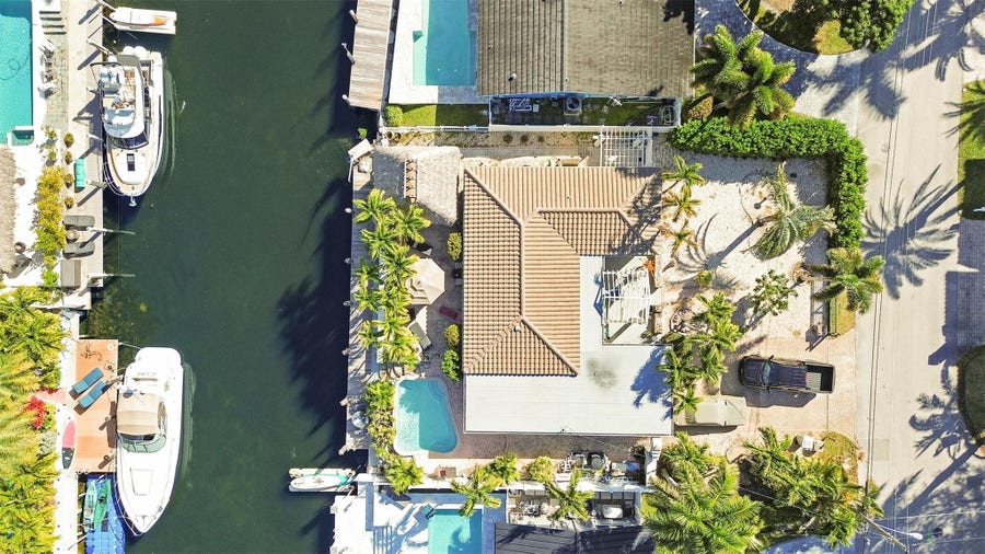 Property photo for 2401 SE 12th Street, Pompano Beach, FL