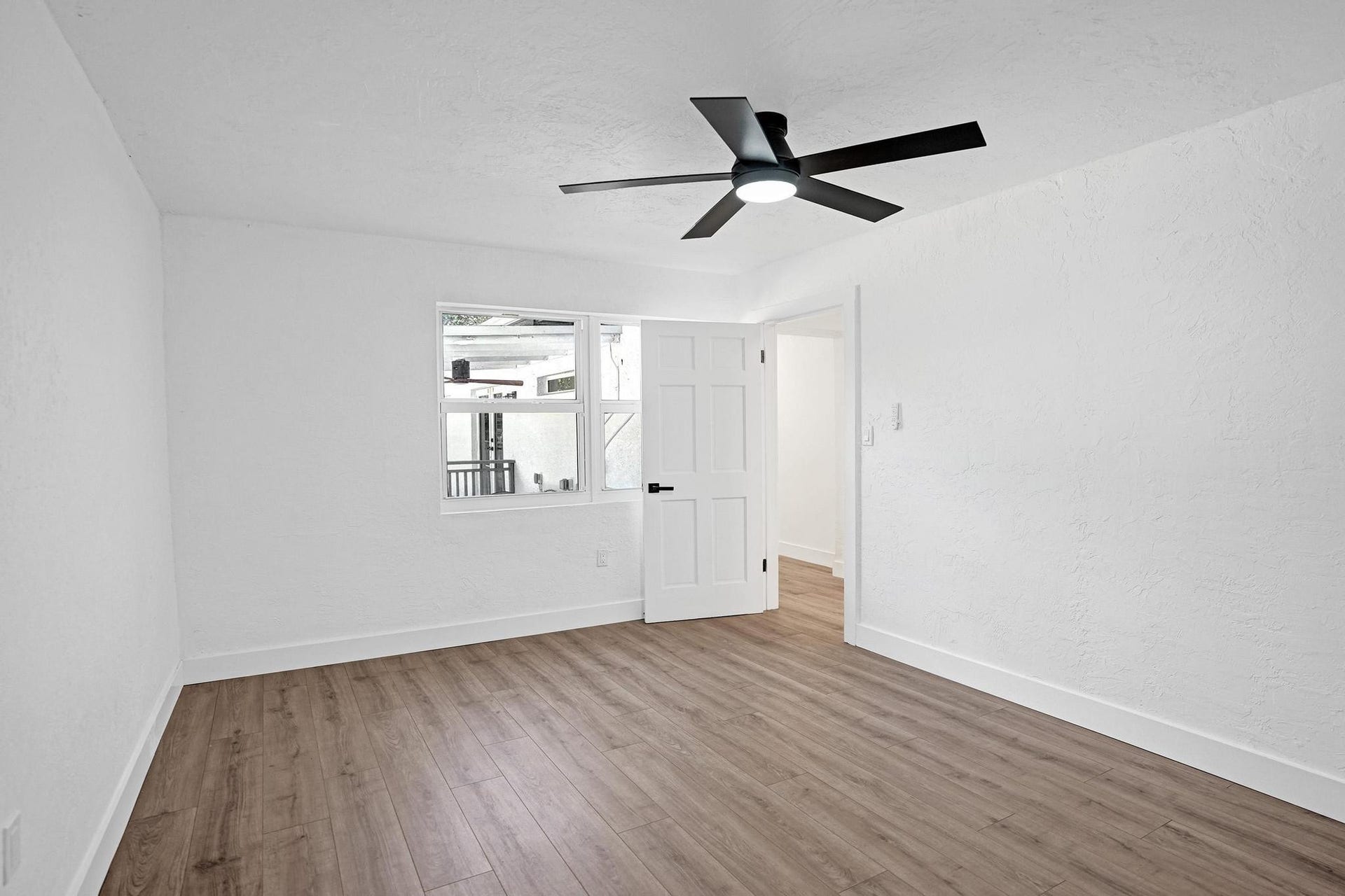 216 Bayberry Drive, Plantation, FL 33317 Photo 35