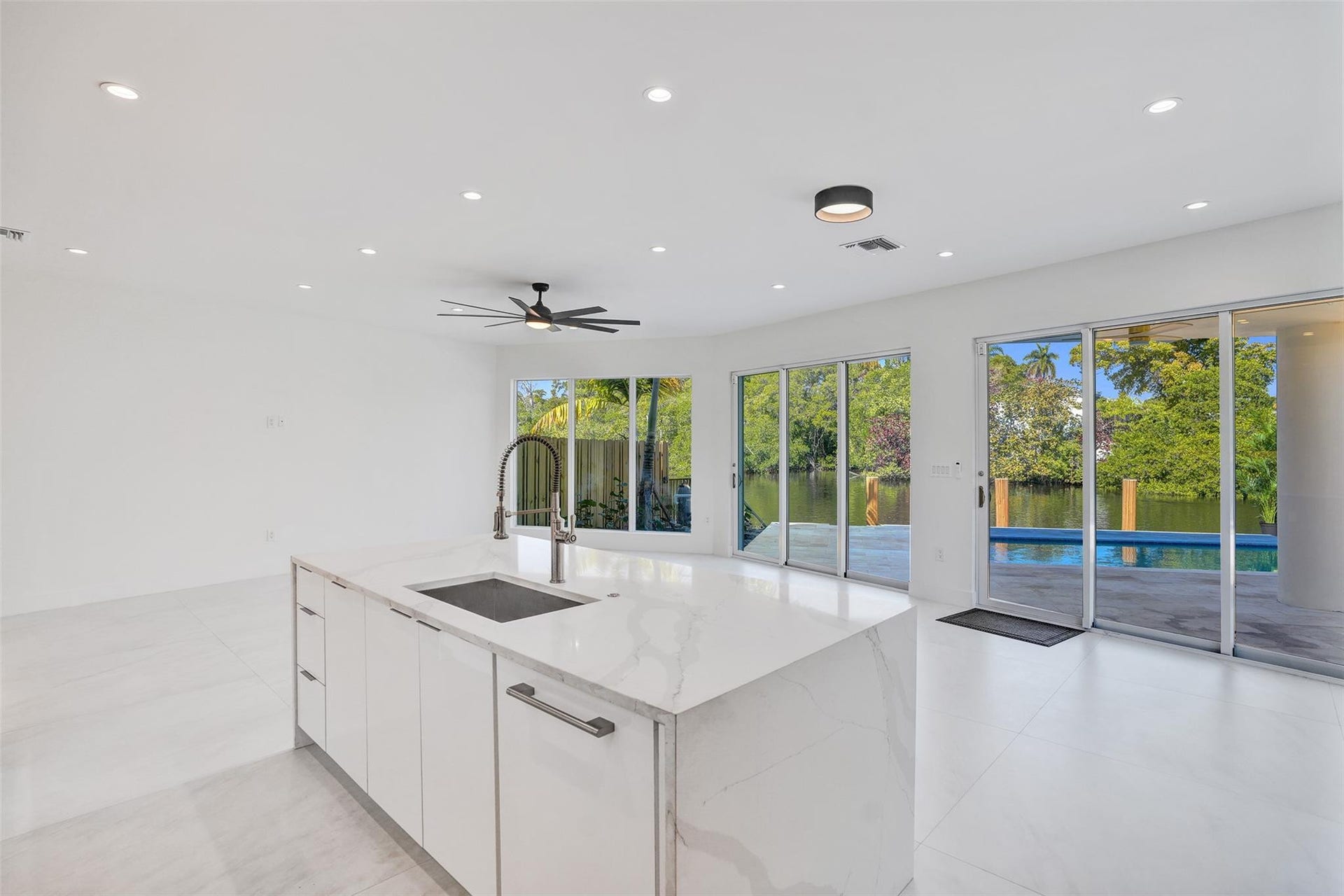 1133 NE 18th Court, Fort Lauderdale, FL 33305 Photo 7