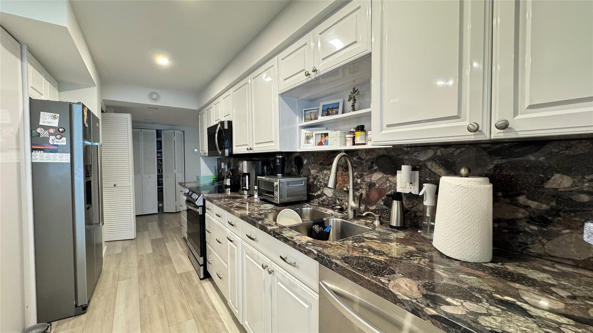 5100 N Ocean Boulevard, #313, Lauderdale-By-The-Sea, Lauderdale By The Sea, FL 33308 5100 N Ocean Boulevard, #313, Lauderdale-By-The-Sea, Lauderdale By The Sea, FL 33308