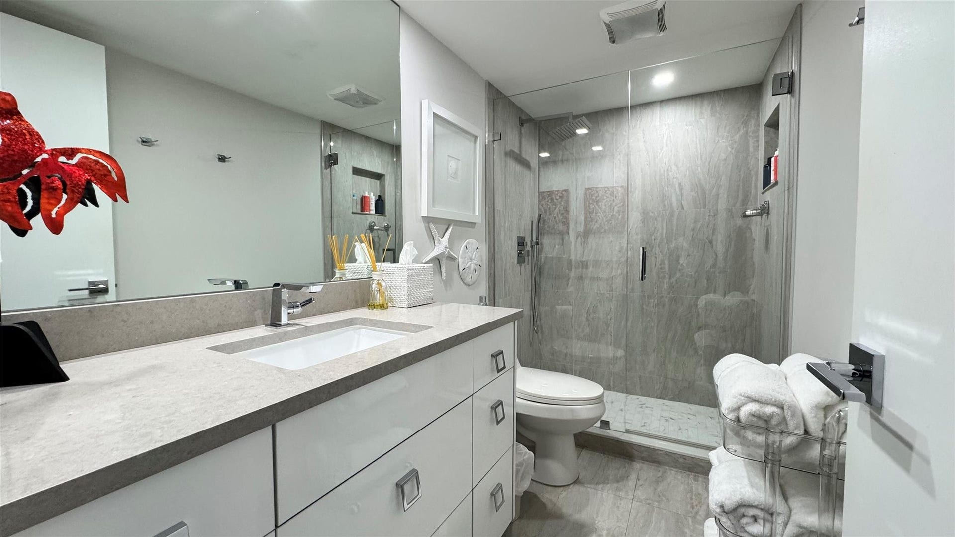 5100 N Ocean Boulevard, #313, Lauderdale-By-The-Sea, Lauderdale By The Sea, FL 33308 5100 N Ocean Boulevard, #313, Lauderdale-By-The-Sea, Lauderdale By The Sea, FL 33308