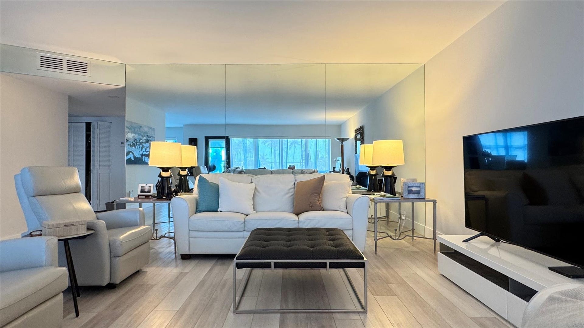 5100 N Ocean Boulevard, #313, Lauderdale-By-The-Sea, Lauderdale By The Sea, FL 33308 5100 N Ocean Boulevard, #313, Lauderdale-By-The-Sea, Lauderdale By The Sea, FL 33308