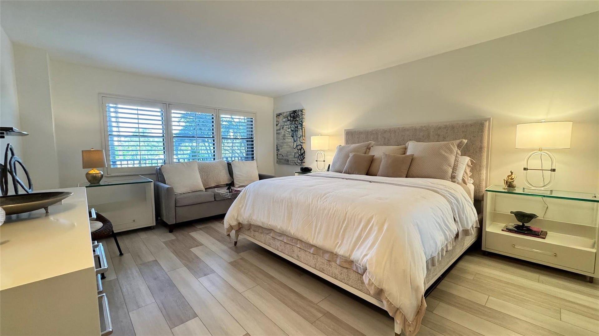 5100 N Ocean Boulevard, #313, Lauderdale-By-The-Sea, Lauderdale By The Sea, FL 33308 5100 N Ocean Boulevard, #313, Lauderdale-By-The-Sea, Lauderdale By The Sea, FL 33308