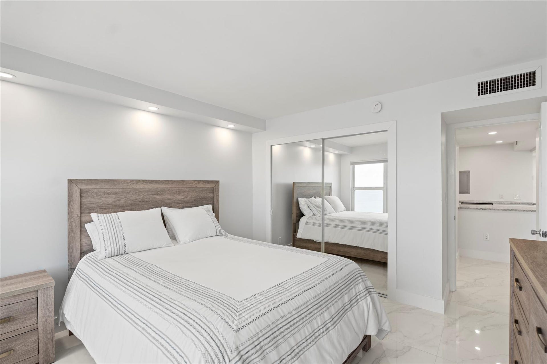 3500 Galt Ocean Drive, #2615, Fort Lauderdale, FL 33308 Photo 23