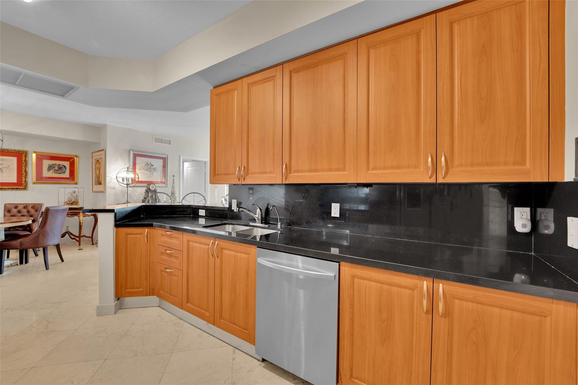 350 SE 2nd Street, #850, Fort Lauderdale, FL 33301 Photo 9