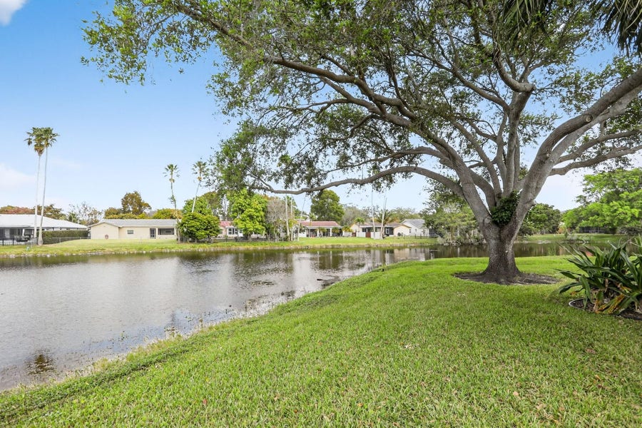 Property photo for 11477 NW 39th Court, #307-1, Coral Springs, FL