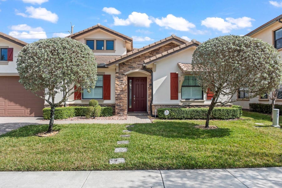 Property photo for 8840 Watercrest Cir Circle E, Parkland, FL