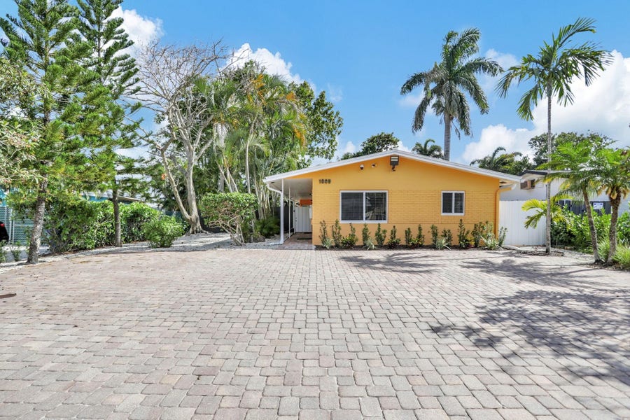 Property photo for 1000 SW 30th Street, #1, Fort Lauderdale, FL