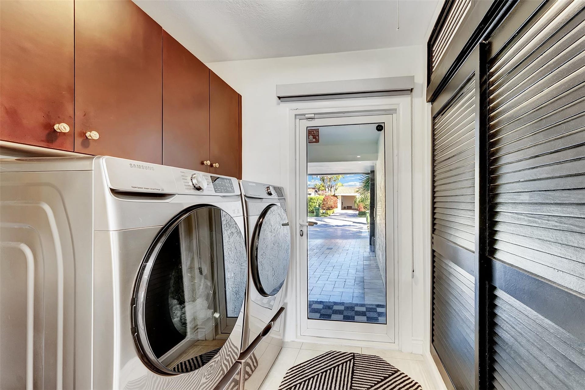 2116 NE 25th Street, Wilton Manors, FL 33305 2116 NE 25th Street, Wilton Manors, FL 33305
