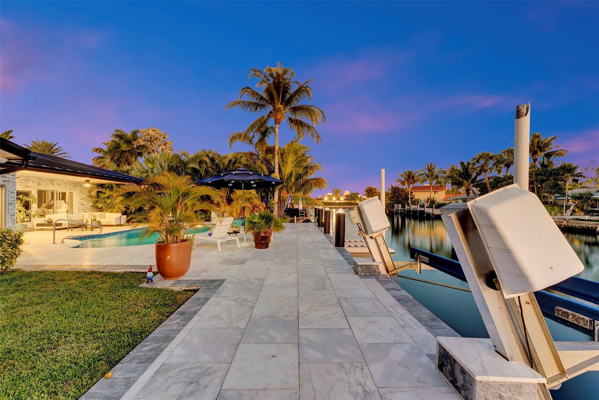 2116 NE 25th Street, Wilton Manors, FL 33305 2116 NE 25th Street, Wilton Manors, FL 33305