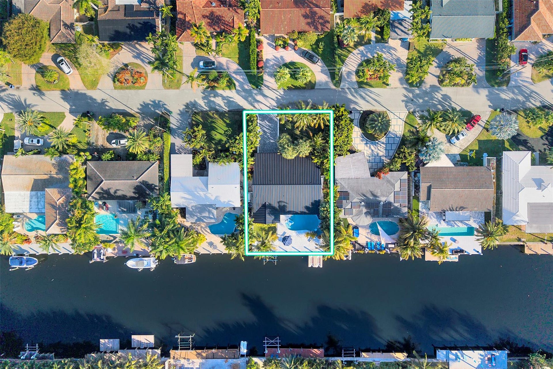 2116 NE 25th Street, Wilton Manors, FL 33305 2116 NE 25th Street, Wilton Manors, FL 33305
