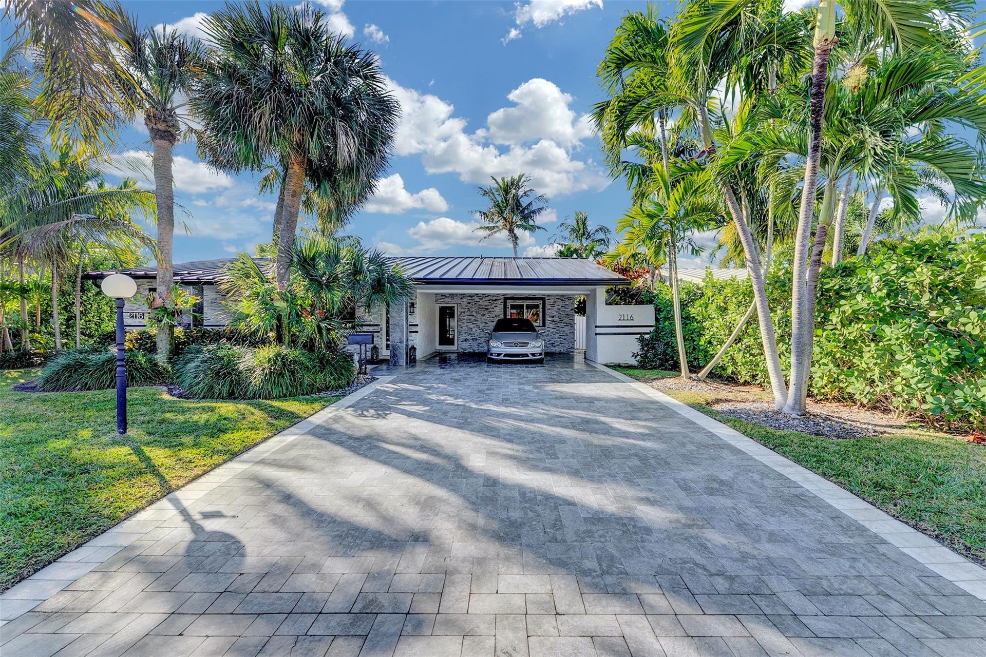 2116 NE 25th Street, Wilton Manors, FL 33305 2116 NE 25th Street, Wilton Manors, FL 33305