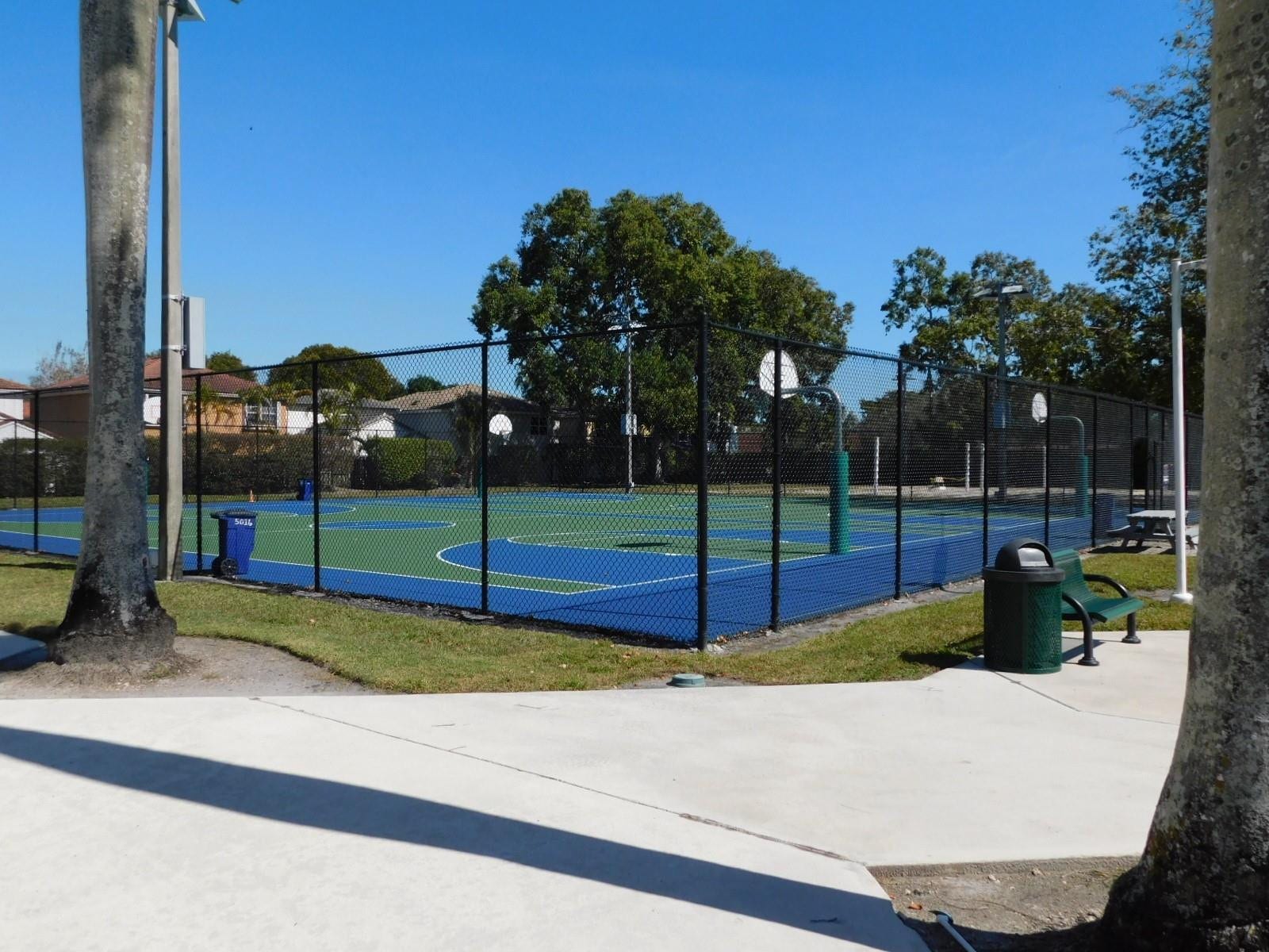 2545 Camelot Court, #2545, Hollywood, FL 33026