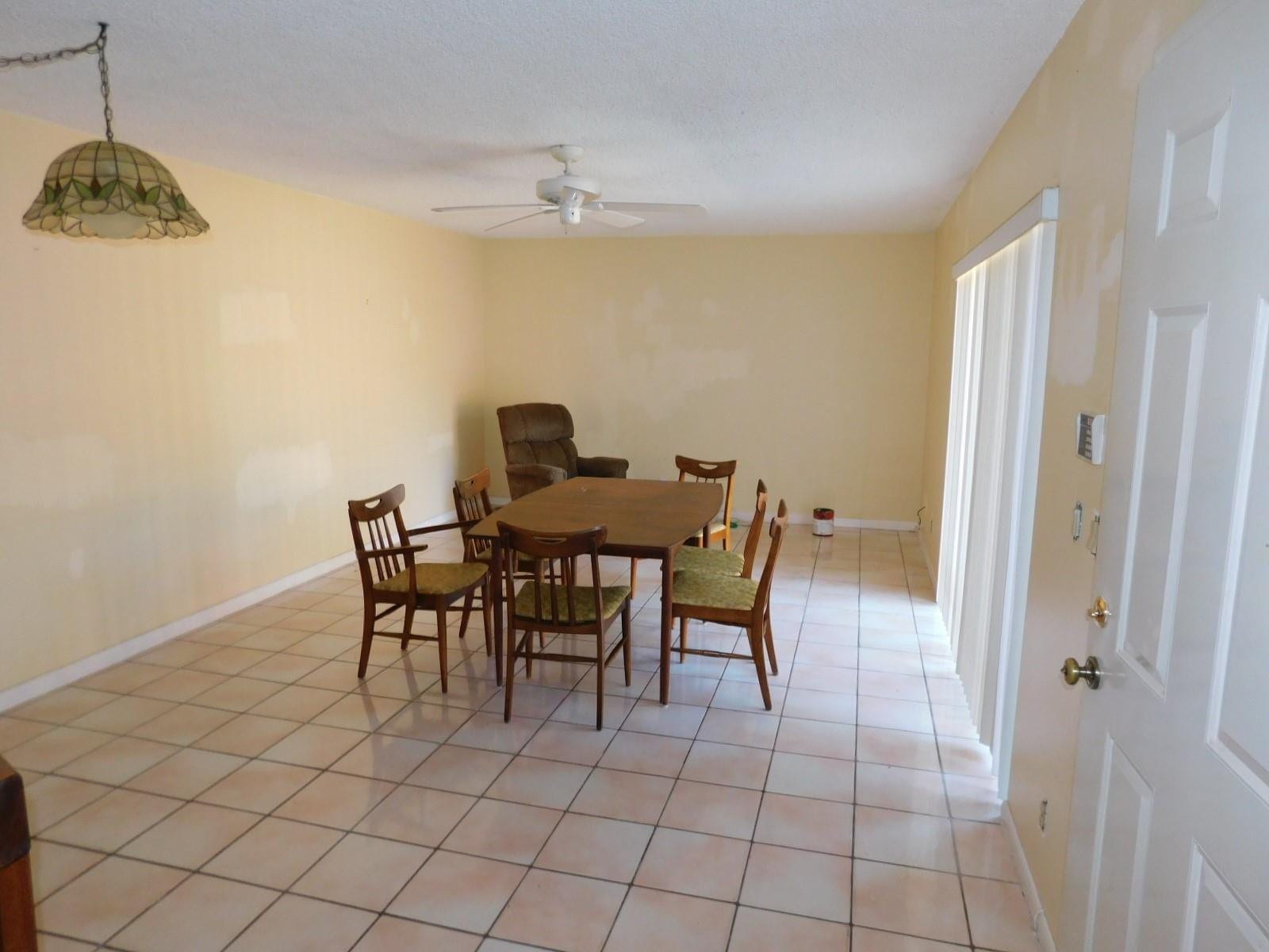 2545 Camelot Court, #2545, Hollywood, FL 33026