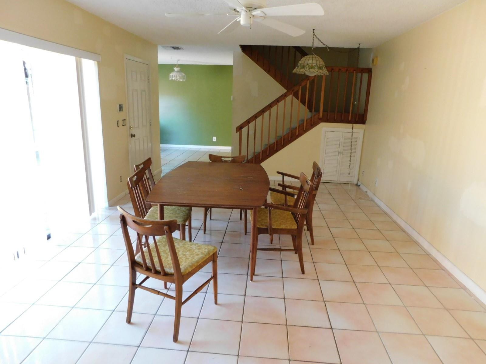2545 Camelot Court, #2545, Hollywood, FL 33026