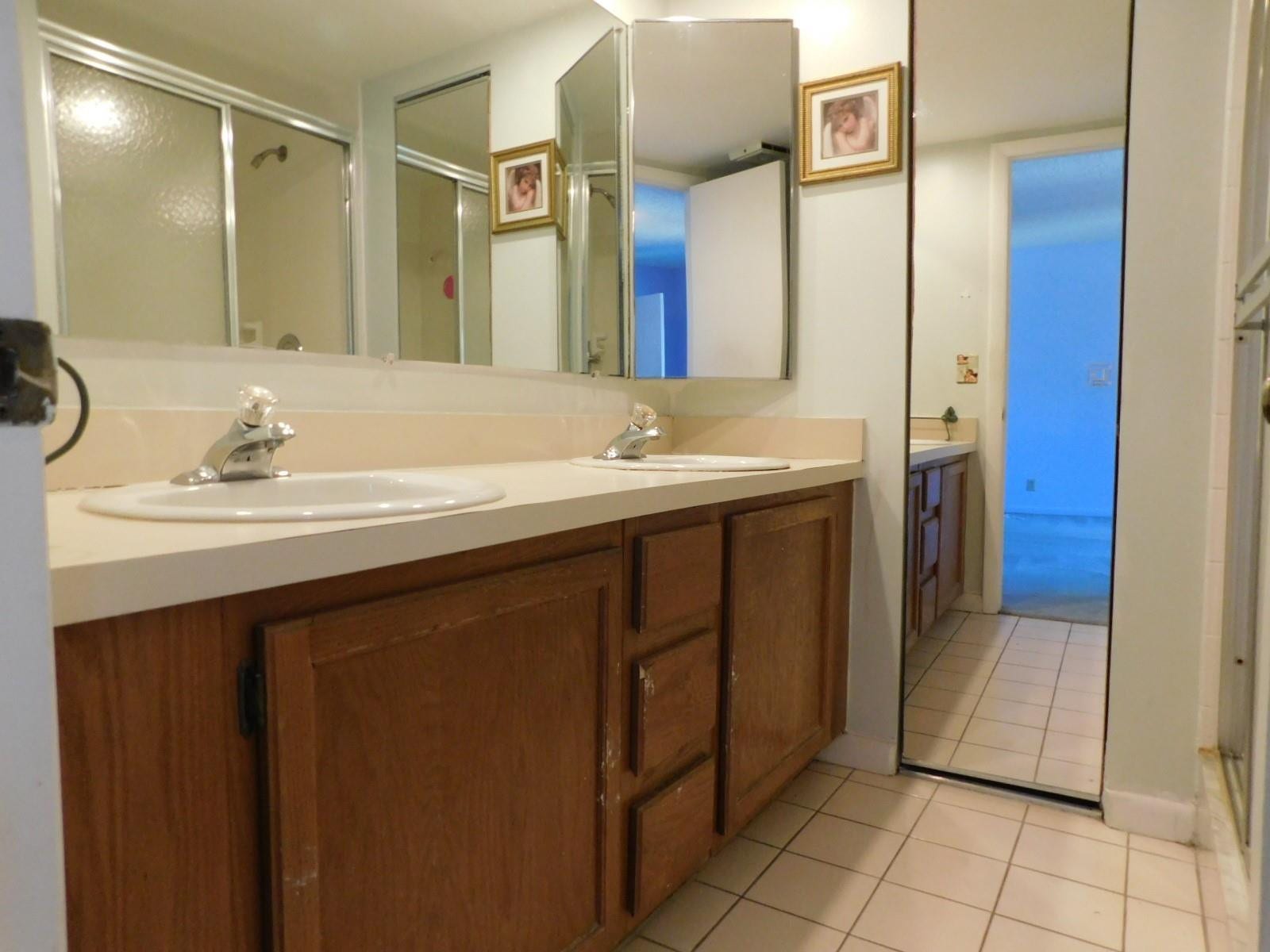 2545 Camelot Court, #2545, Hollywood, FL 33026