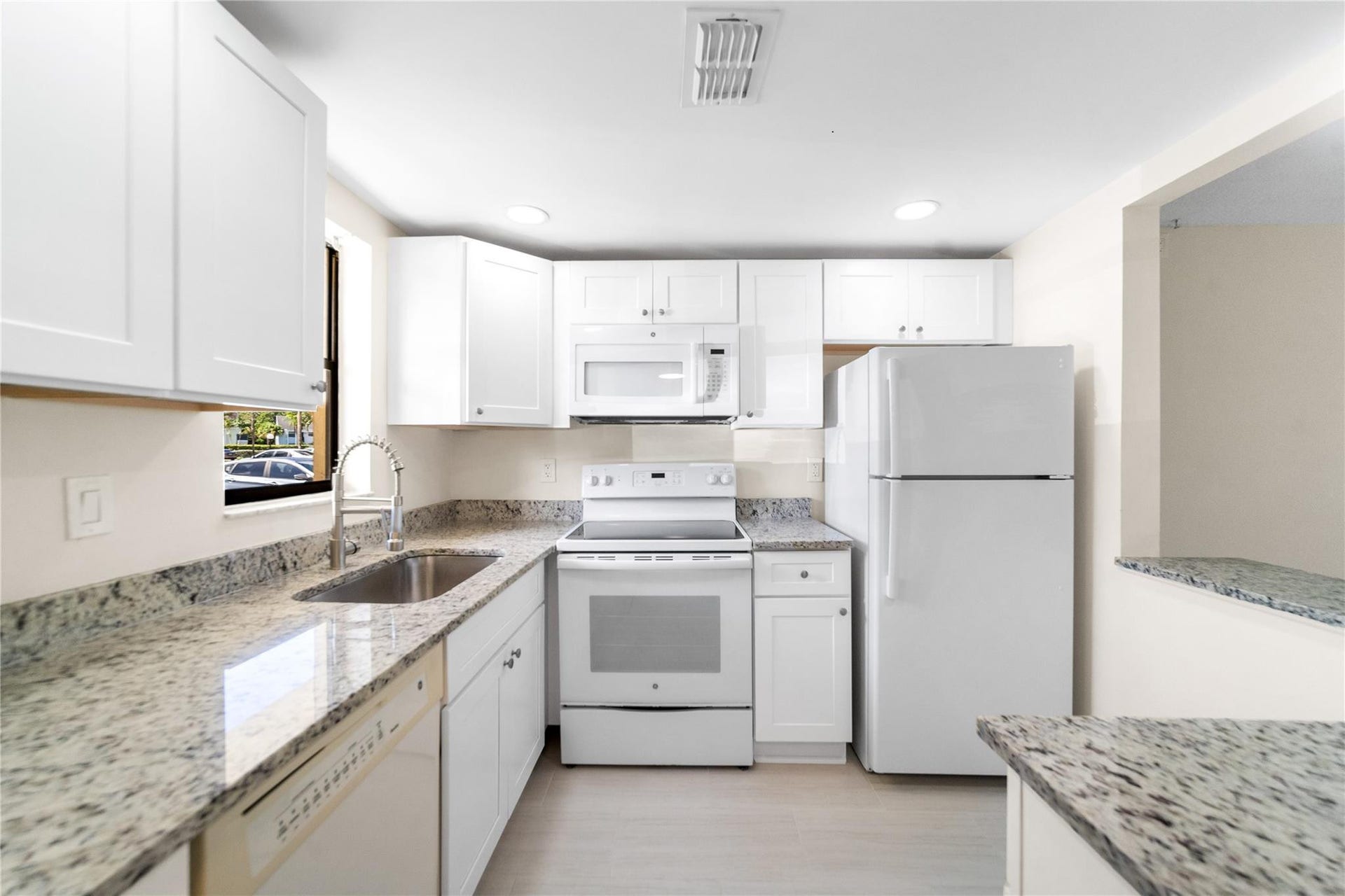 9355 SW 8th Street, #110, Boca Raton, FL 33428