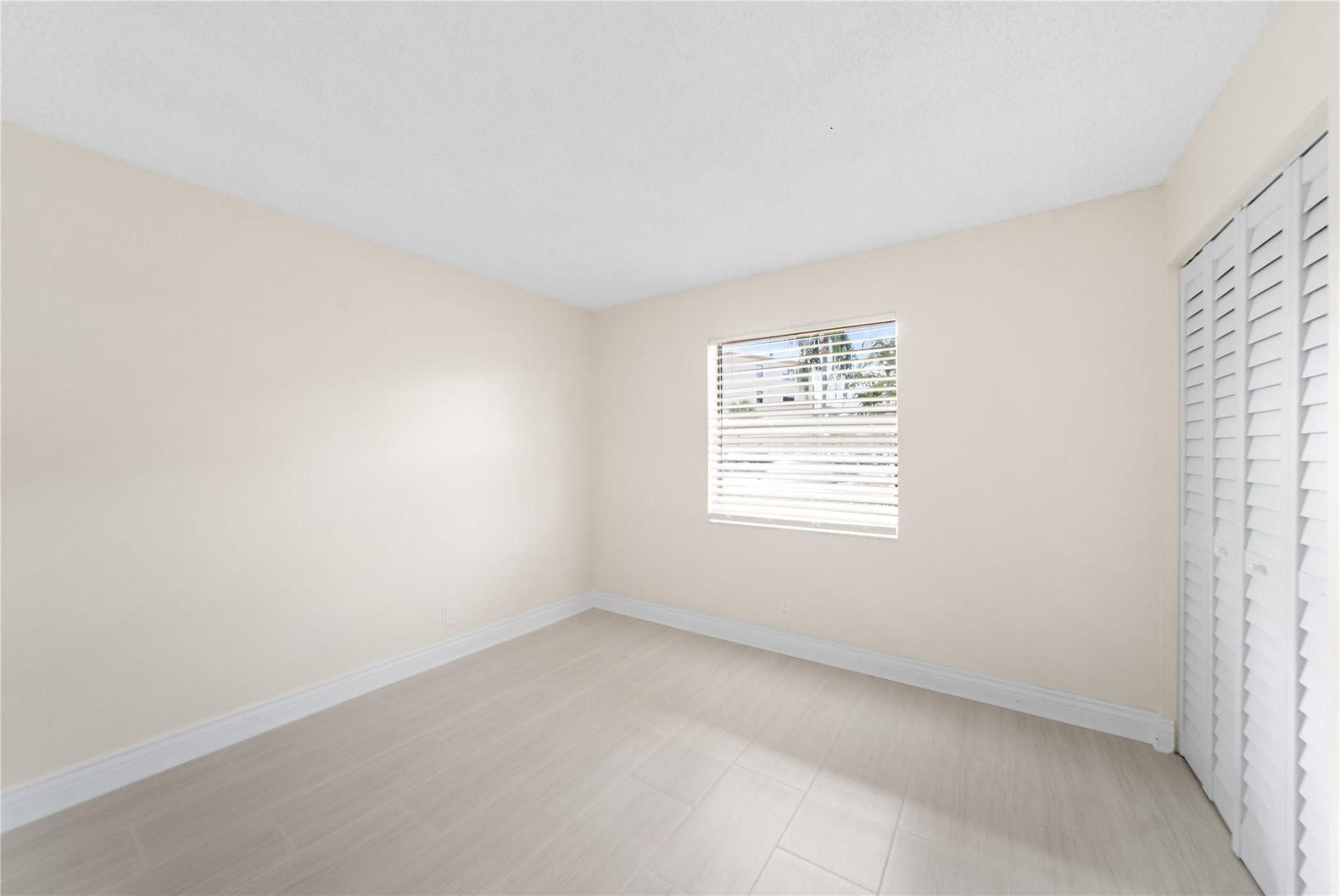 9355 SW 8th Street, #110, Boca Raton, FL 33428