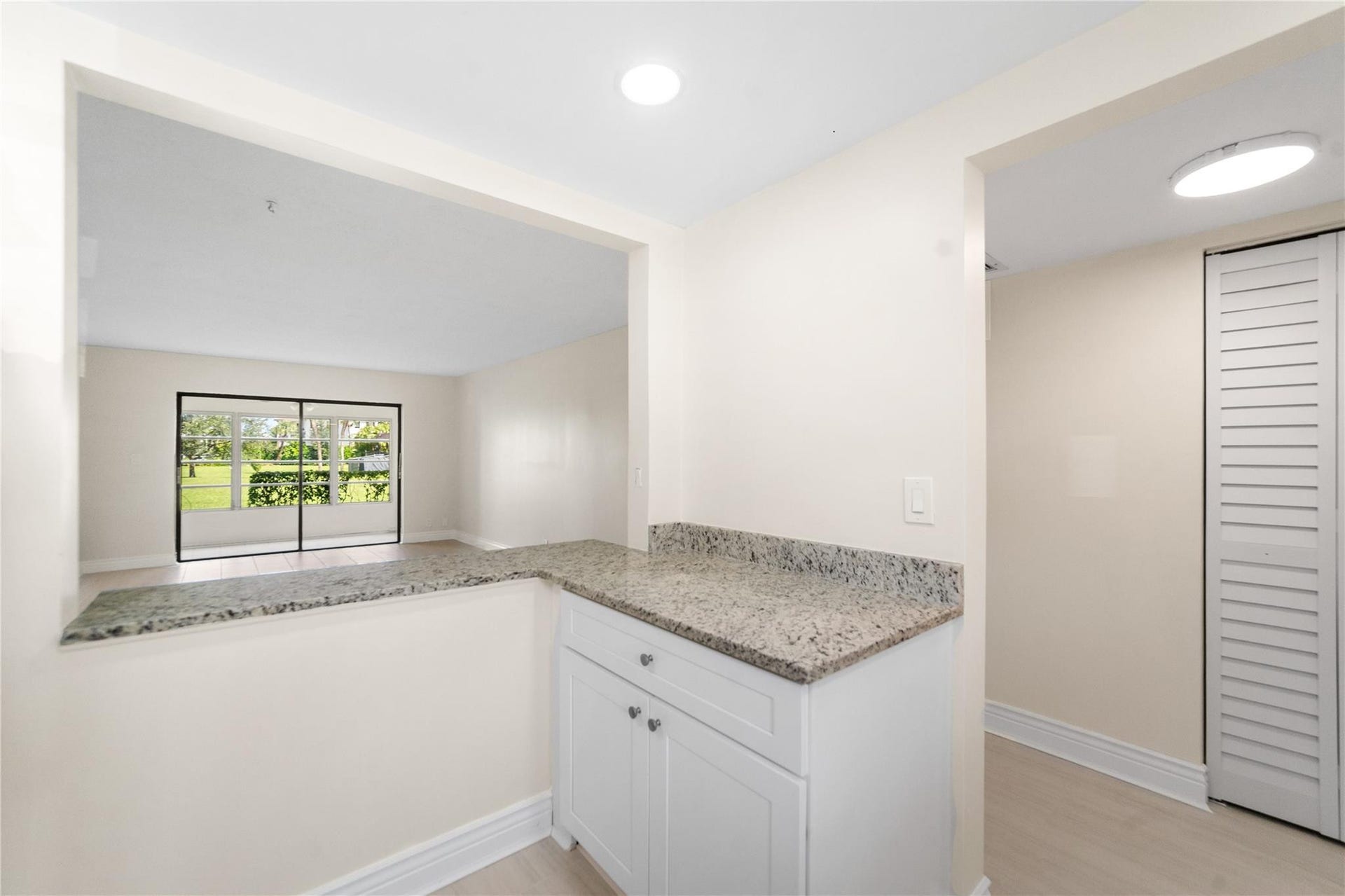 9355 SW 8th Street, #110, Boca Raton, FL 33428