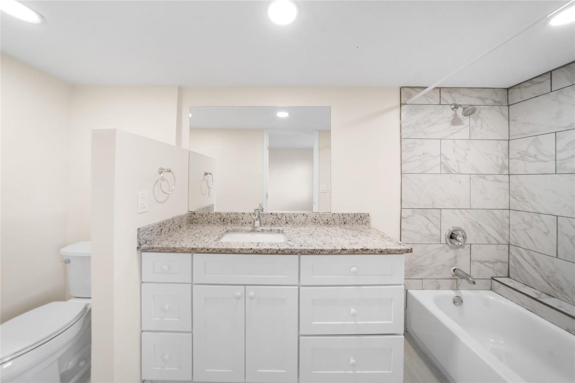 9355 SW 8th Street, #110, Boca Raton, FL 33428