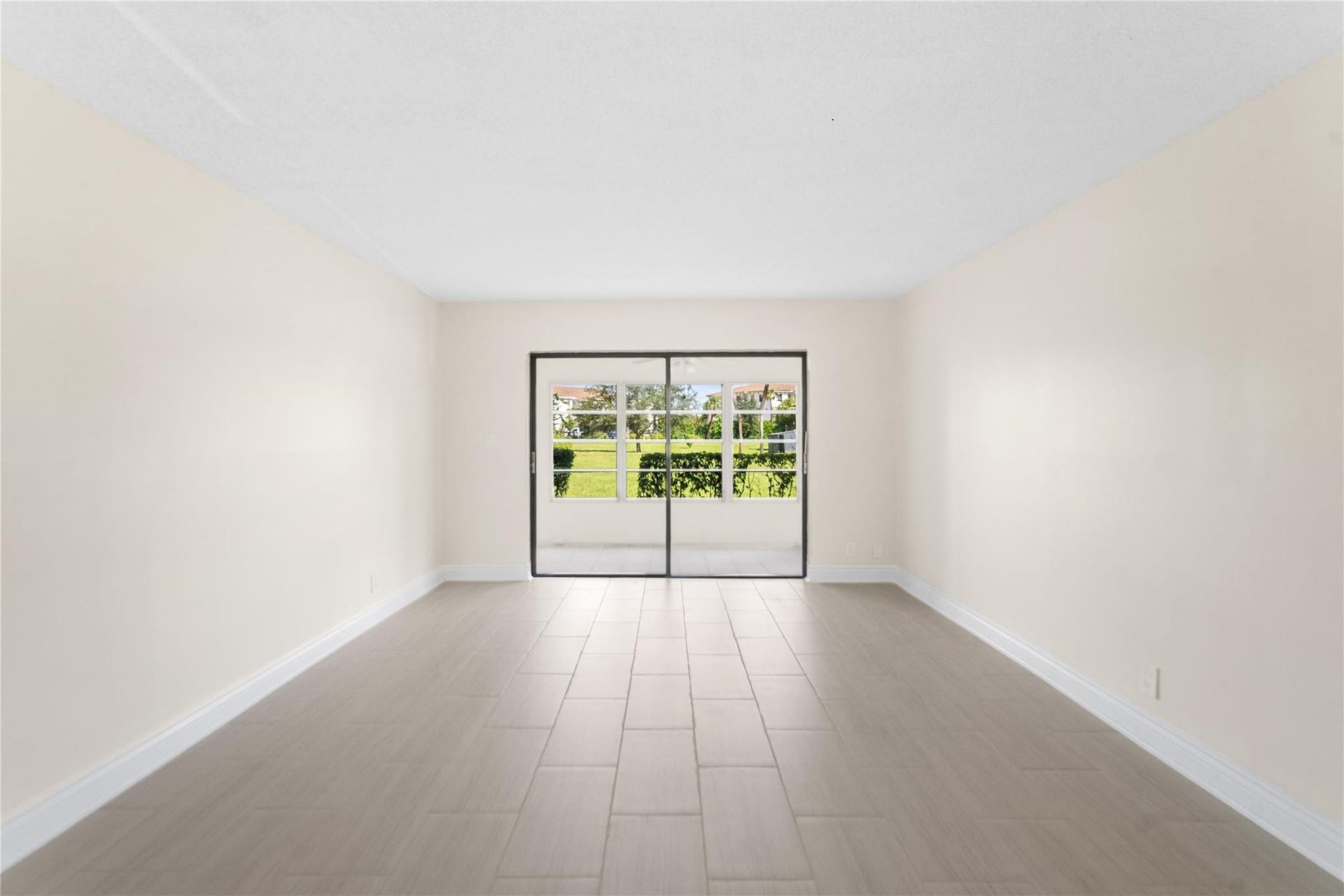 9355 SW 8th Street, #110, Boca Raton, FL 33428