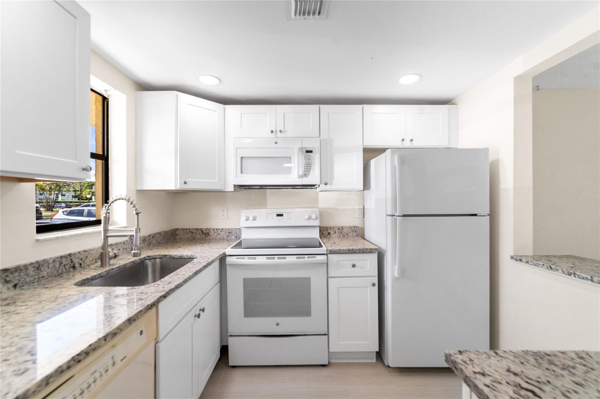9355 SW 8th Street, #110, Boca Raton, FL 33428