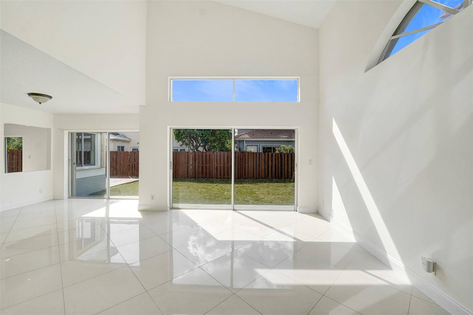 11208 Rhapsody Road, Hollywood, FL 33026 Photo 8