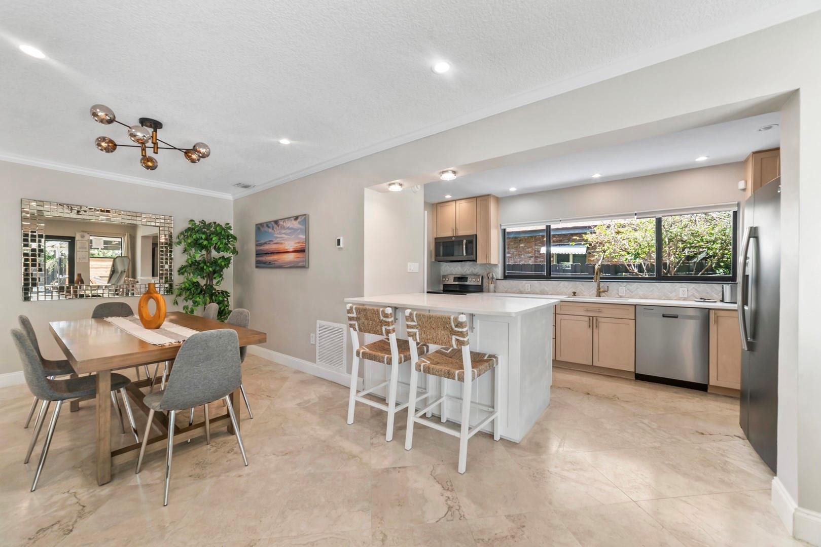 1908 NE 27th Street, Wilton Manors, FL 33306 Photo 10