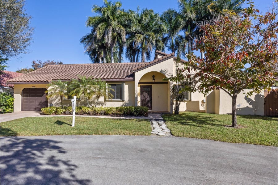 Property photo for 2925 Azalea Drive, Cooper City, FL