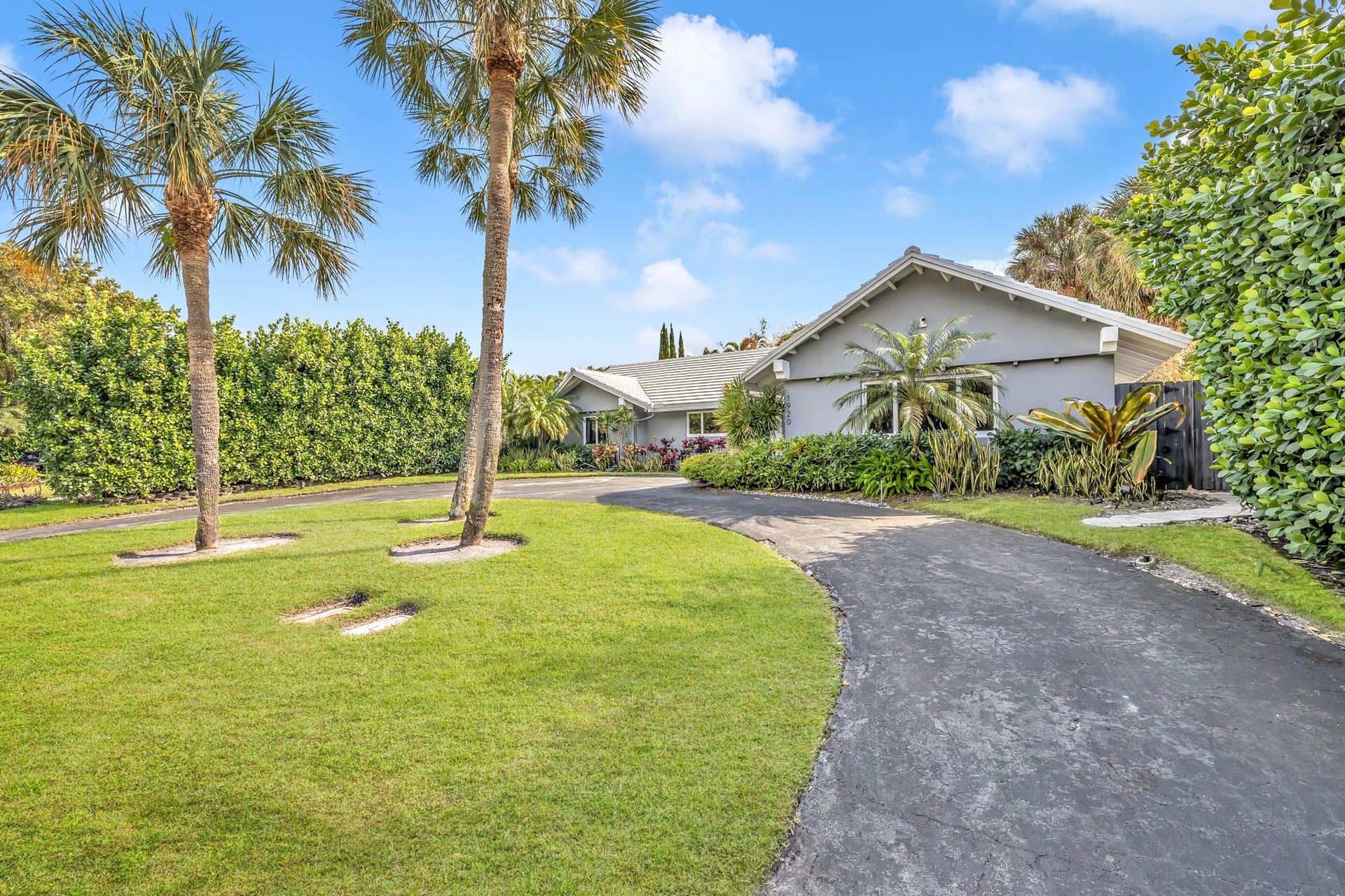 1920 NE 57th Street, Fort Lauderdale, FL 33308 Photo 5