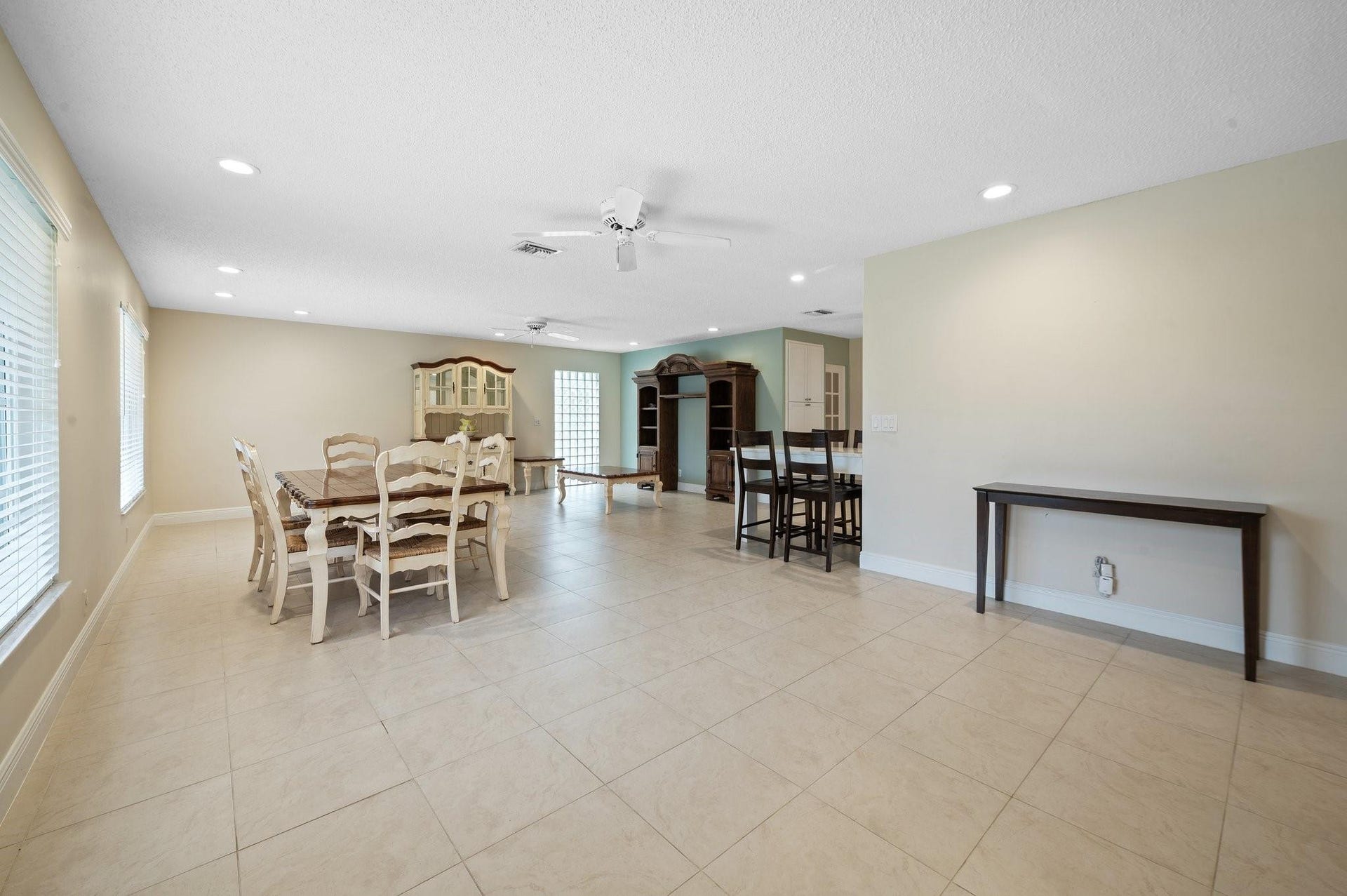 5191 SW 188th Avenue, Southwest Ranches, FL 33332 Photo 2