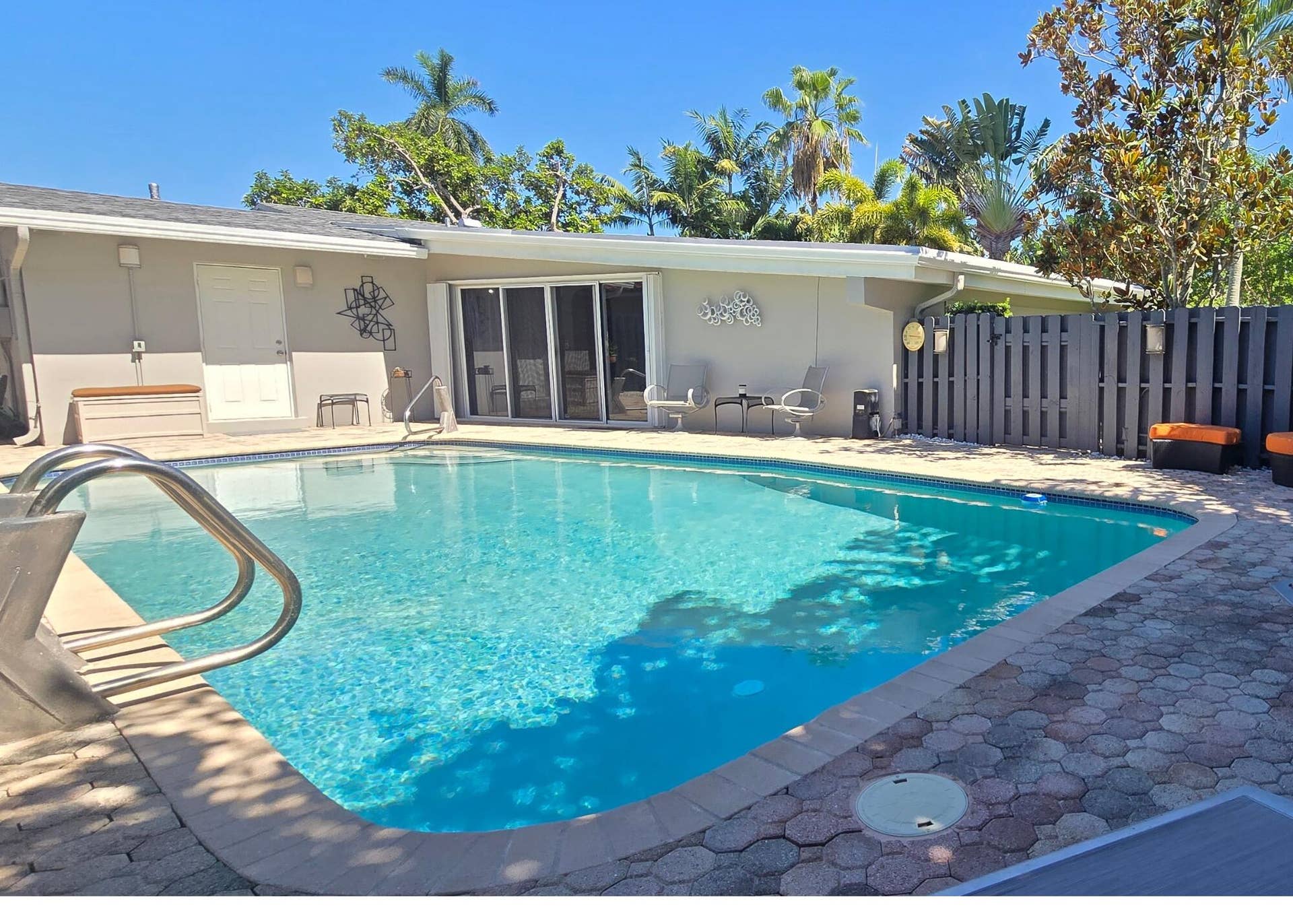 3044 NE 15th Terrace, Oakland Park, FL 33334 6