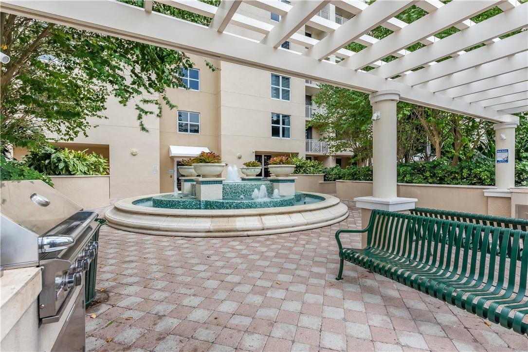 511 SE 5th Avenue, #1217, Fort Lauderdale, Fort Lauderdale, FL 33301 6th Floor - Spa Level BBQ & Fountain