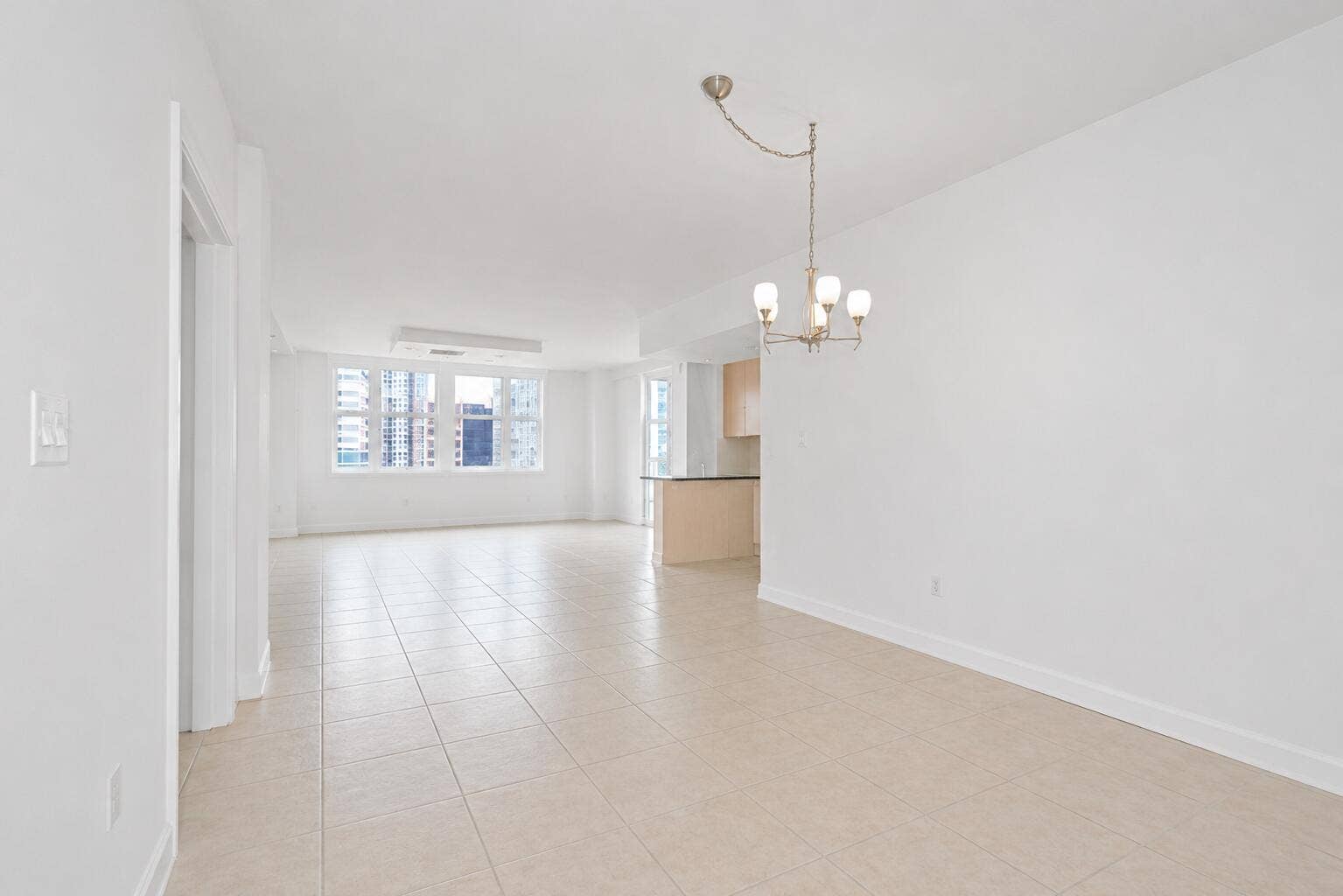 511 SE 5th Avenue, #1217, Fort Lauderdale, Fort Lauderdale, FL 33301 VIRTUALLY ALTERED - Living Area - no furniture