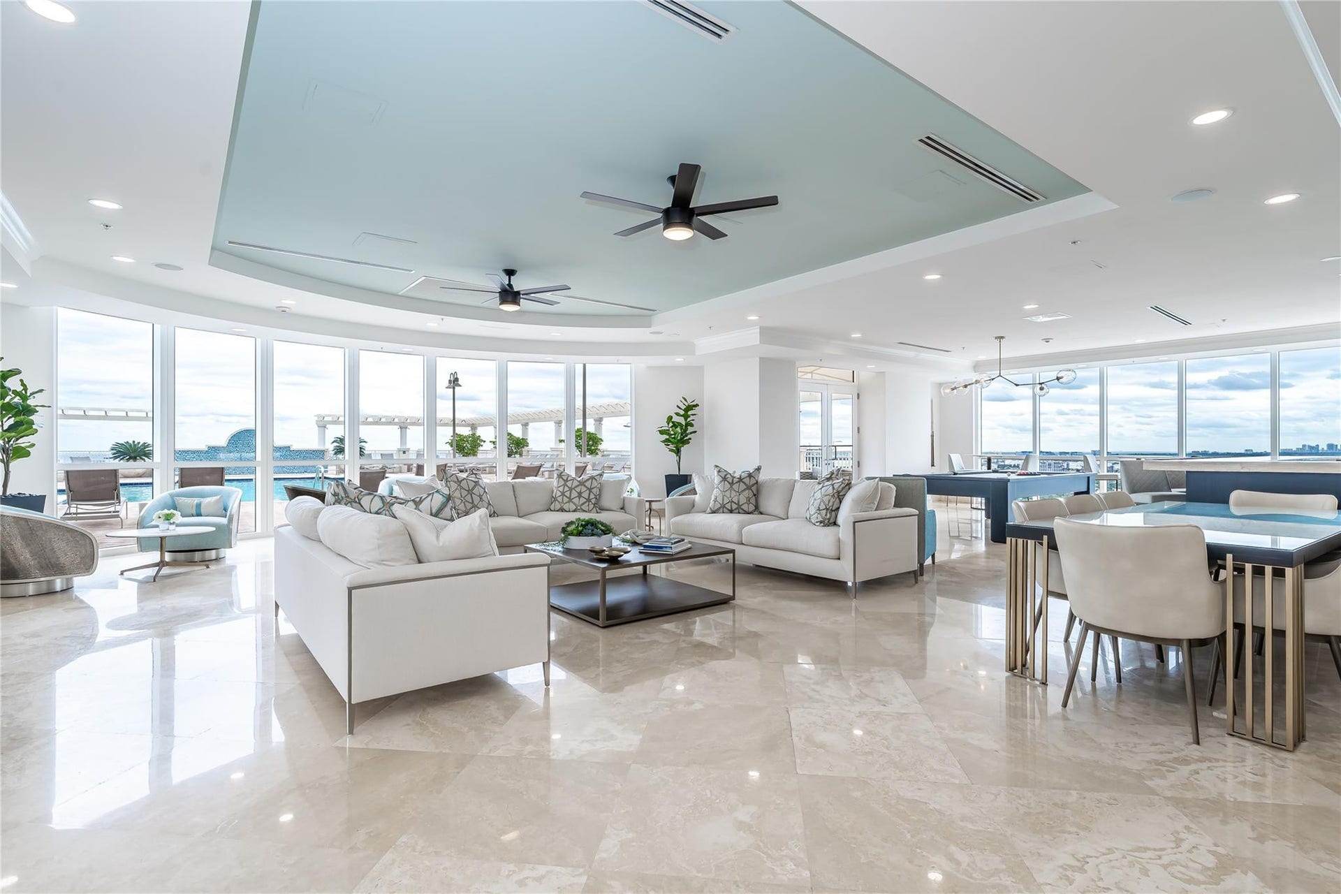 511 SE 5th Avenue, #1217, Fort Lauderdale, Fort Lauderdale, FL 33301 Sky Lounge