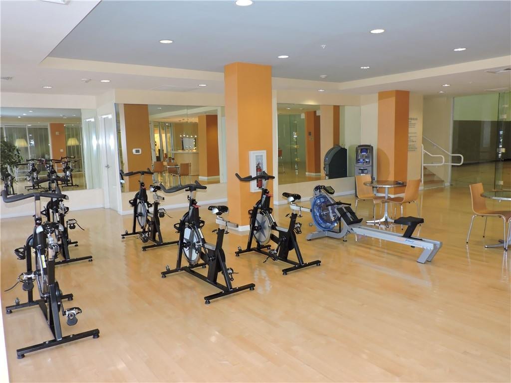 511 SE 5th Avenue, #1217, Fort Lauderdale, Fort Lauderdale, FL 33301 Lobby Level - Spin Area