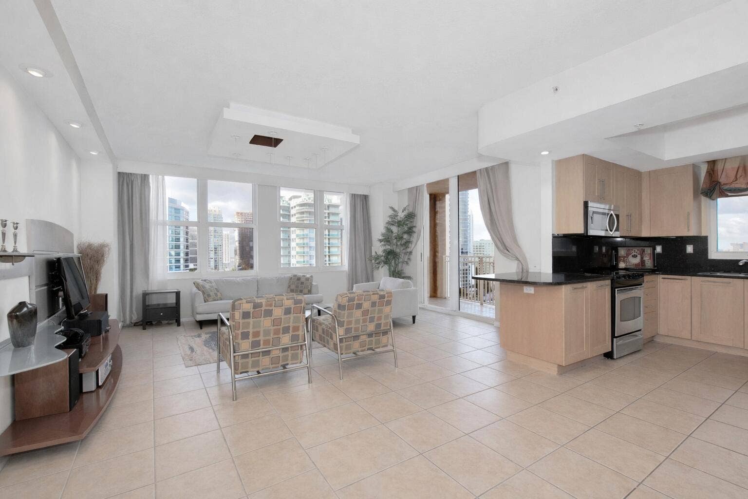 511 SE 5th Avenue, #1217, Fort Lauderdale, Fort Lauderdale, FL 33301 Living Area