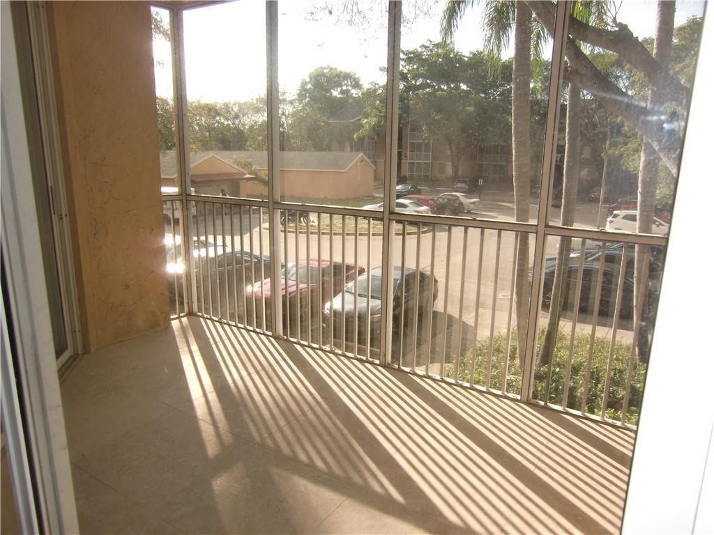 4045 Mcnab Road, #201 G, Pompano Beach, FL 33069 Photo 11