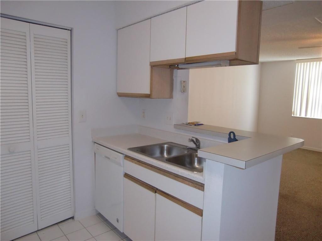 4045 Mcnab Road, #201 G, Pompano Beach, FL 33069 Photo 4