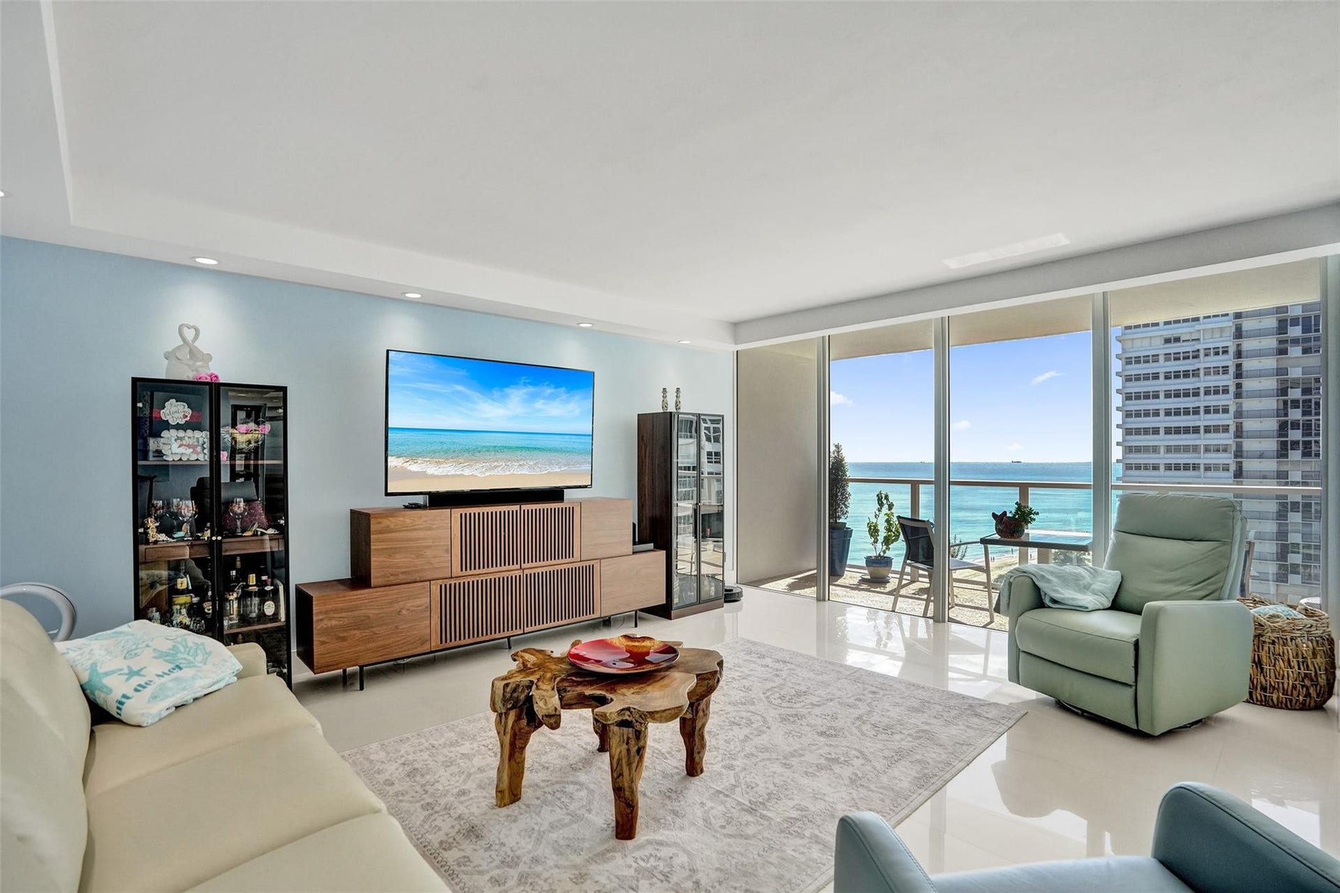 4300 N Ocean Boulevard, #10m, Fort Lauderdale, FL 33308 4300 N Ocean Boulevard, #10m, Fort Lauderdale, FL 33308