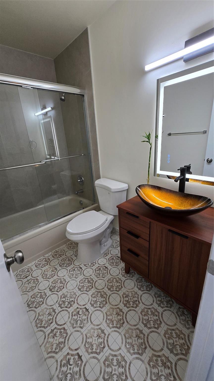8900 SW 20th Place, #A, Davie, FL 33324 Photo 32