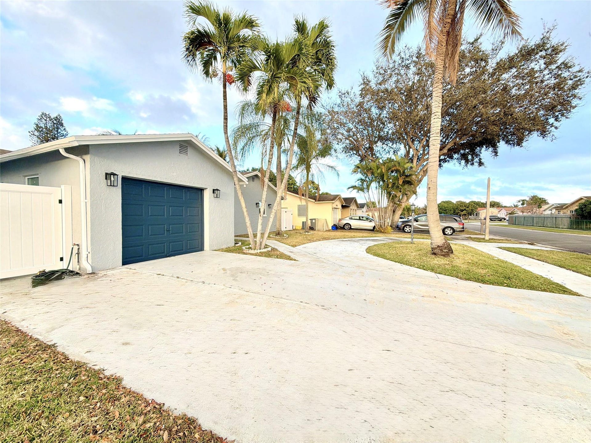 8971 SW 9th Street, Boca Raton, Boca Raton, FL 33433 8971 SW 9th Street, Boca Raton, Boca Raton, FL 33433