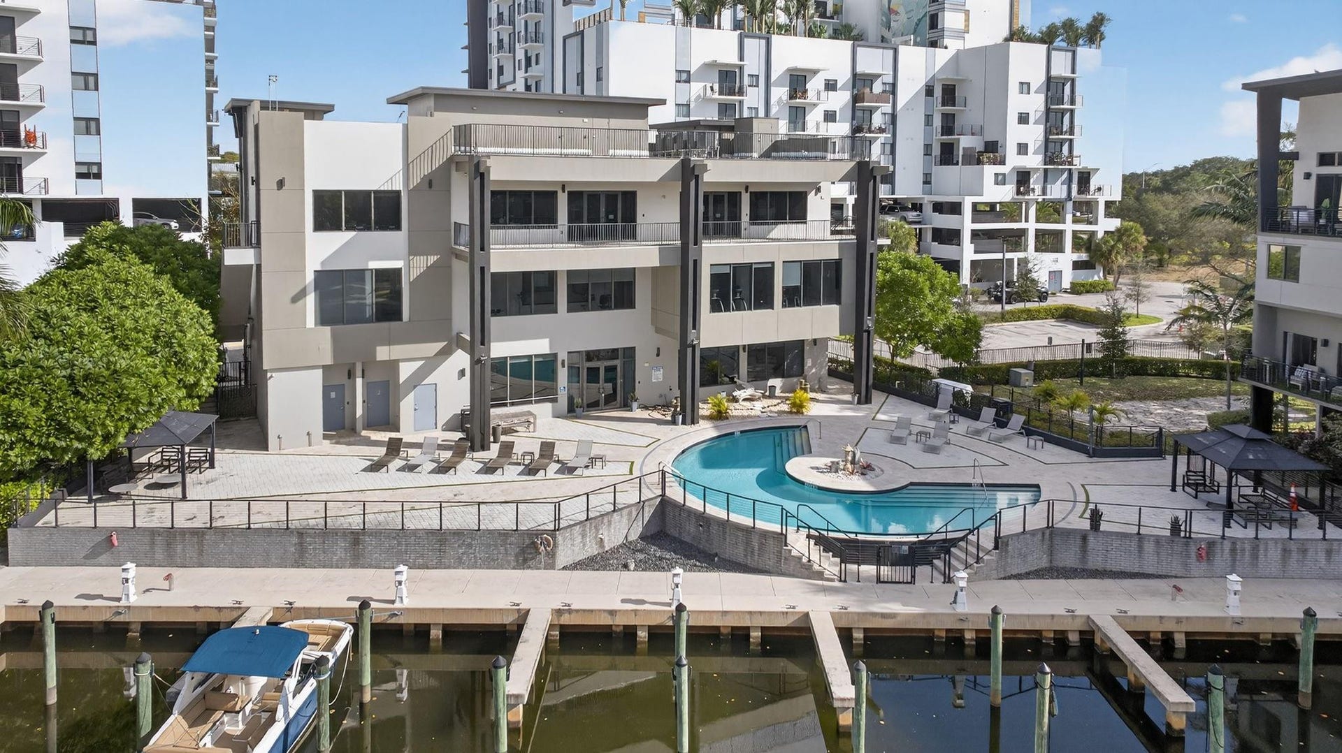 196 SE 4th Terrace, #K-1, Pompano Beach, FL 33060