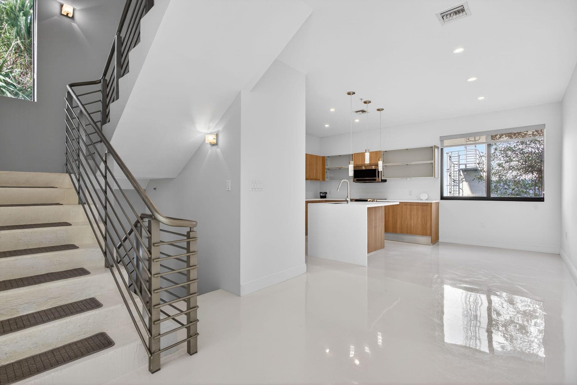 196 SE 4th Terrace, #K-1, Pompano Beach, FL 33060