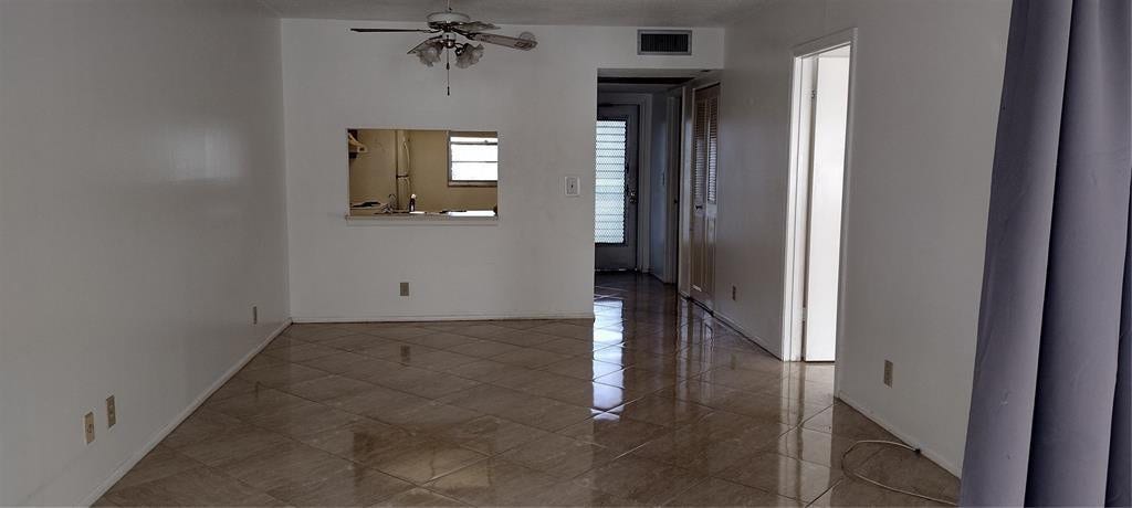 9340 Lagoon Place, #302, Davie, Davie, FL 33324 Photo 3