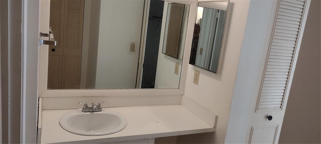 9340 Lagoon Place, #302, Davie, Davie, FL 33324 Photo 9