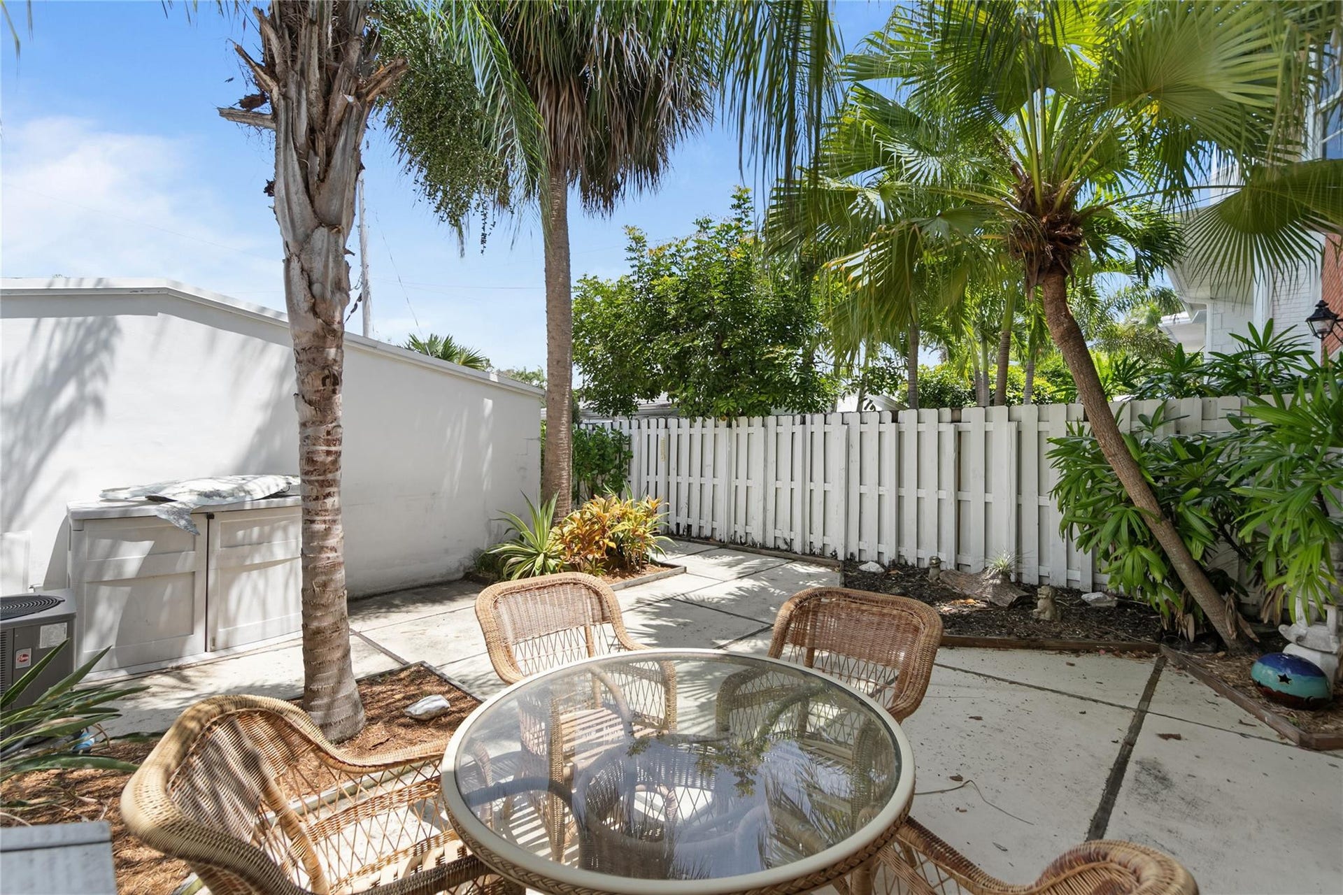 17 Middlesex, #17, Wilton Manors, FL 33305 17 Middlesex, #17, Wilton Manors, FL 33305